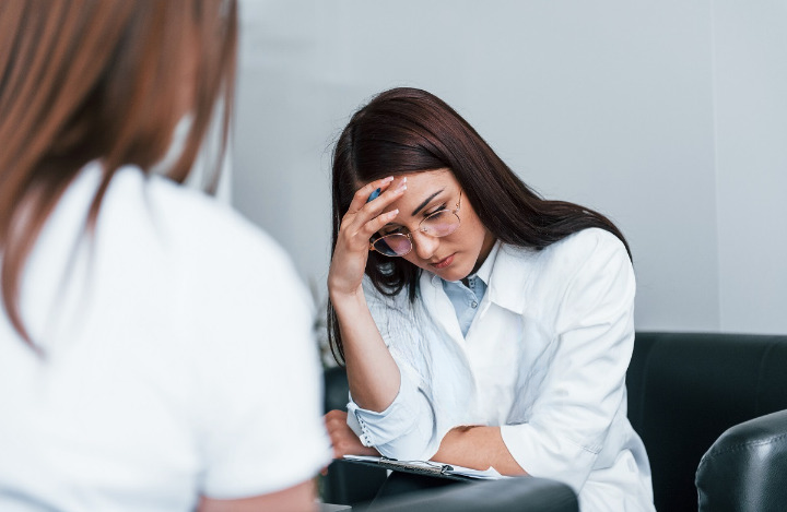 Wypalenie zawodowe w stomatologii a bezpieczeństwo pacjenta – implikacje dla praktyki klinicznej