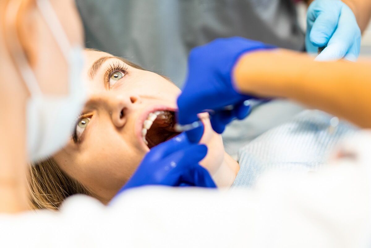 FDI: Bezpieczne stosowanie i stopniowe wycofywanie amalgamatu dentystycznego